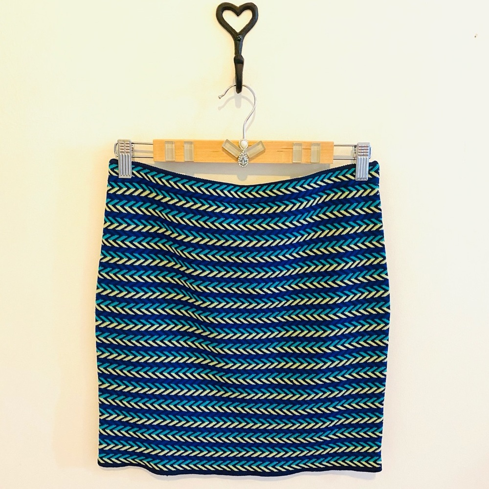 RACHEL by Rachel Roy- Chevron Skirt, Small